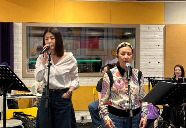 股天乐 被52岁陈慧琳惊艳到！一身烂大街也穿出高级范，换lob头洋气又时髦