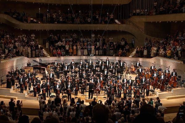 好牛优配 以乐会友 国家大剧院管弦乐团首次欧巡收获满堂彩